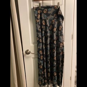 Luluroe Black Maxi with Paisley Pattern